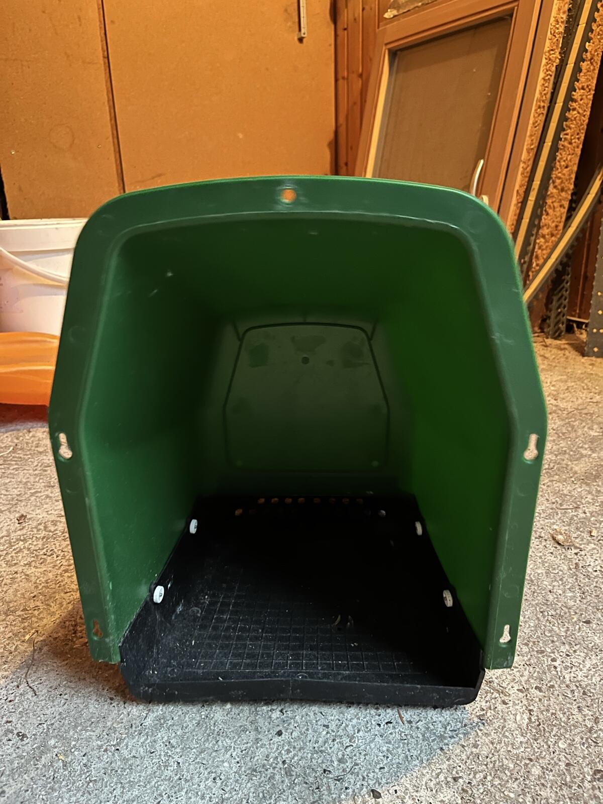 Legenest für Hühner 2