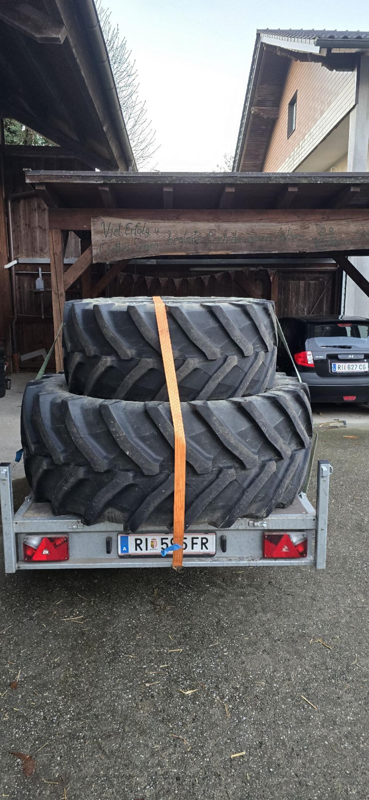 Trelleborg Reifen 650/65 R38, 540/65 R26 2