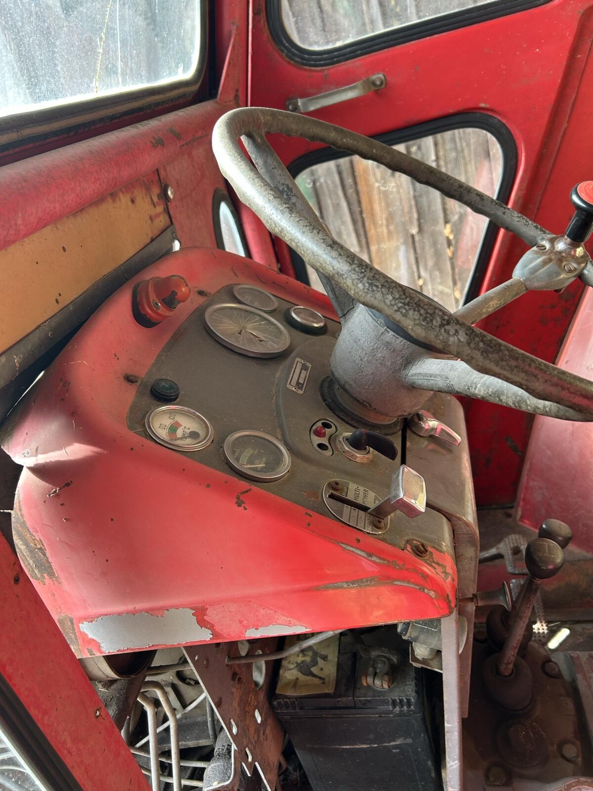 Ferguson 168 Traktor 3