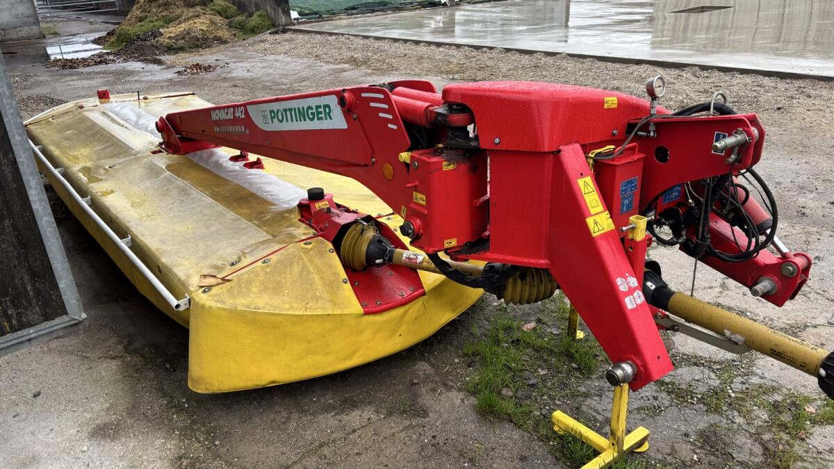 Pöttinger Novacat 442 2