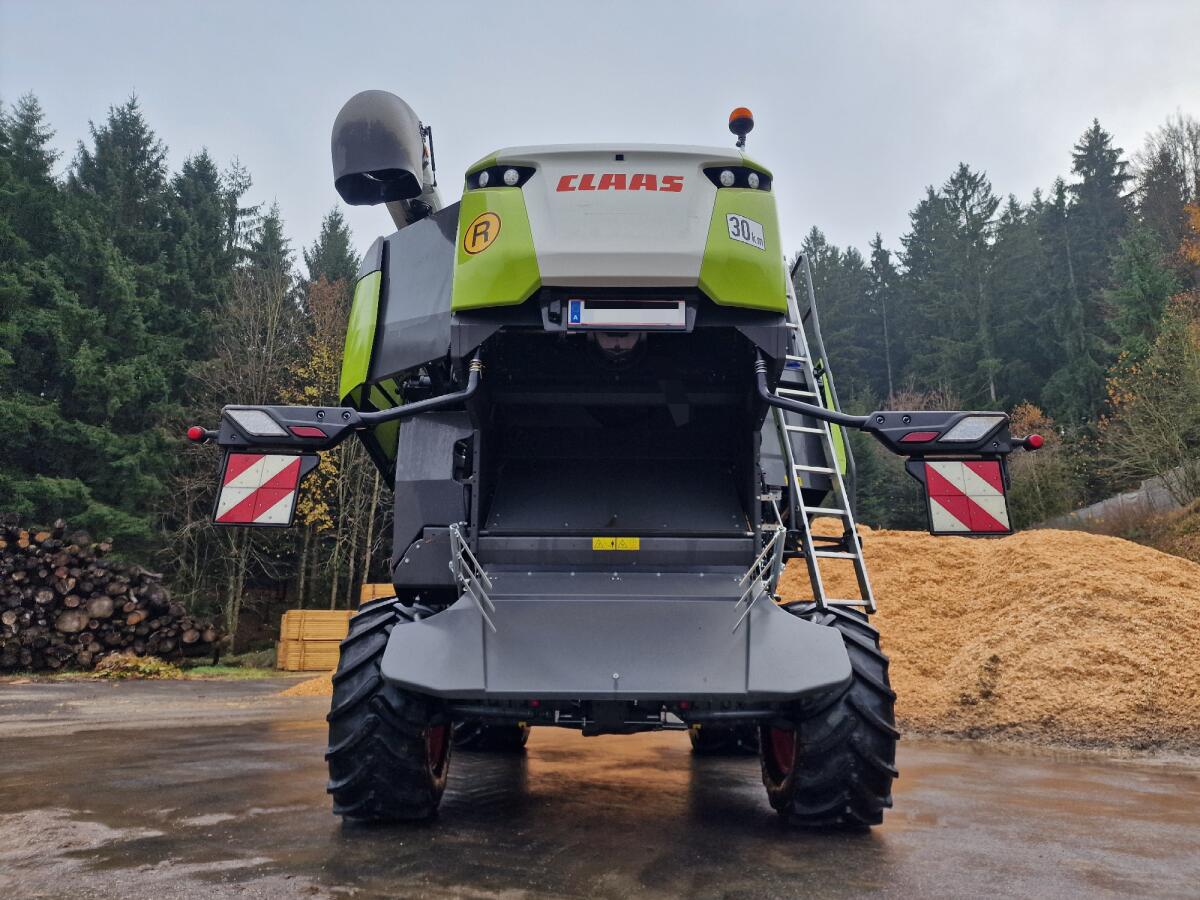 CLAAS TRION 720 Montana 4x4 Allrad, GPS, Vollausstattung 2
