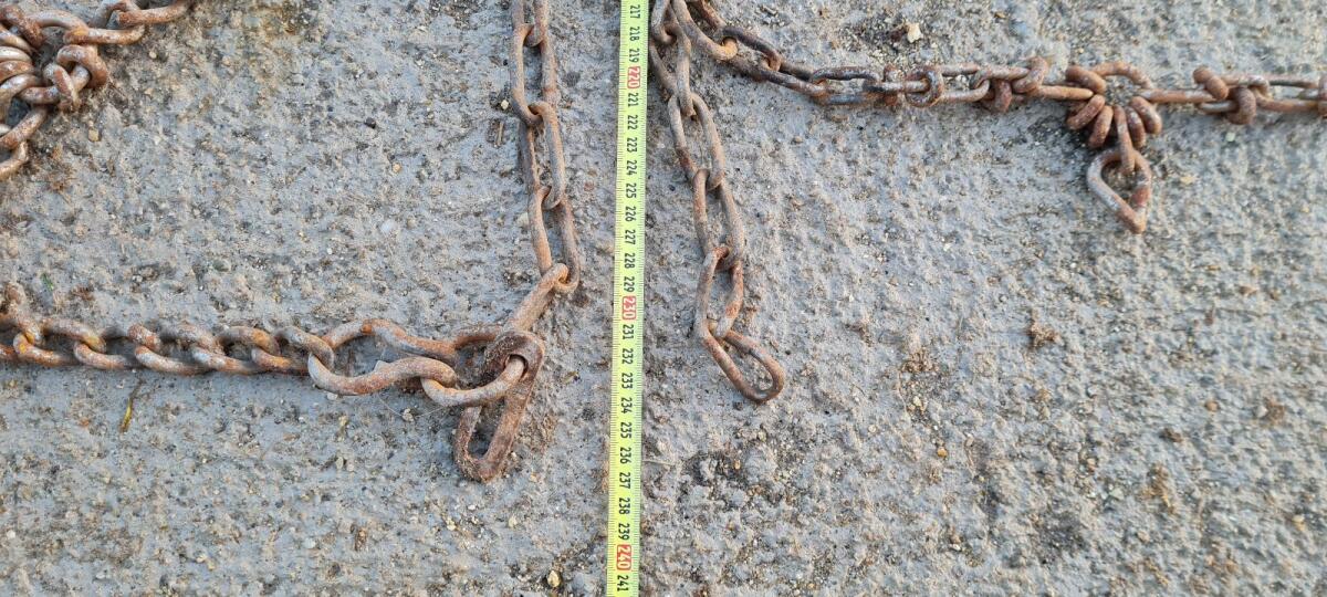 Schneekette 9.5 R20 2