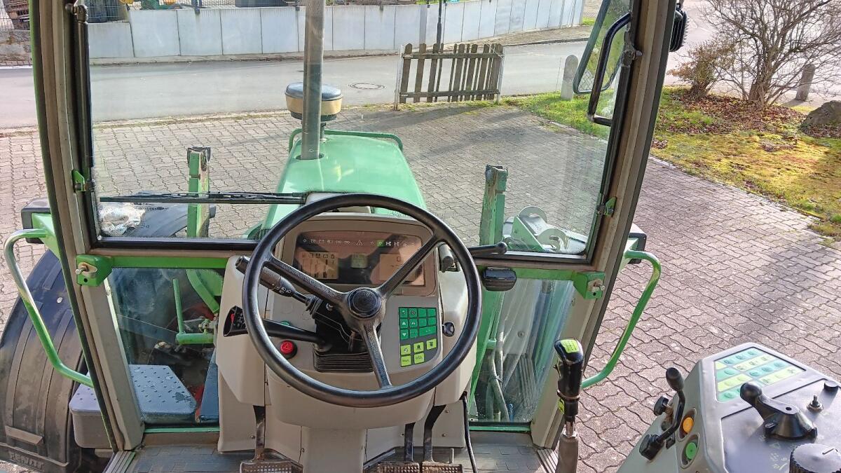 Fendt Favorit 511 C 3