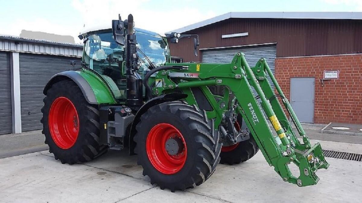 Fendt 724 Vario S4 Power 2