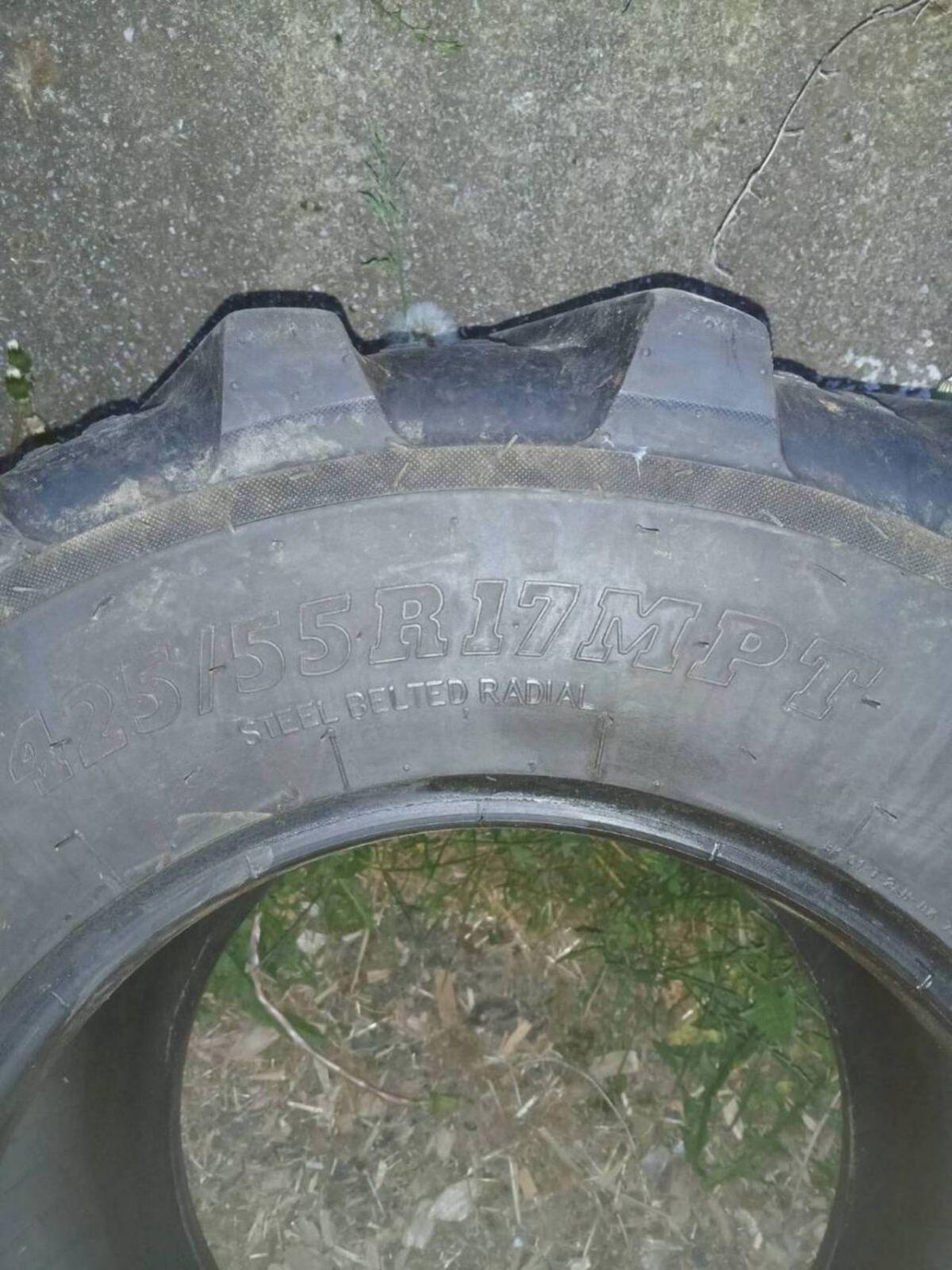 Reifen BKT 425/55R-17 MPT 513 1