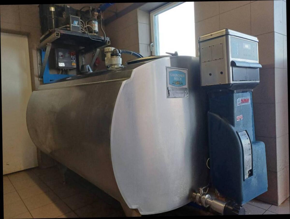 Milchkühltank DeLaval 1.600 l Typ DX/C 2