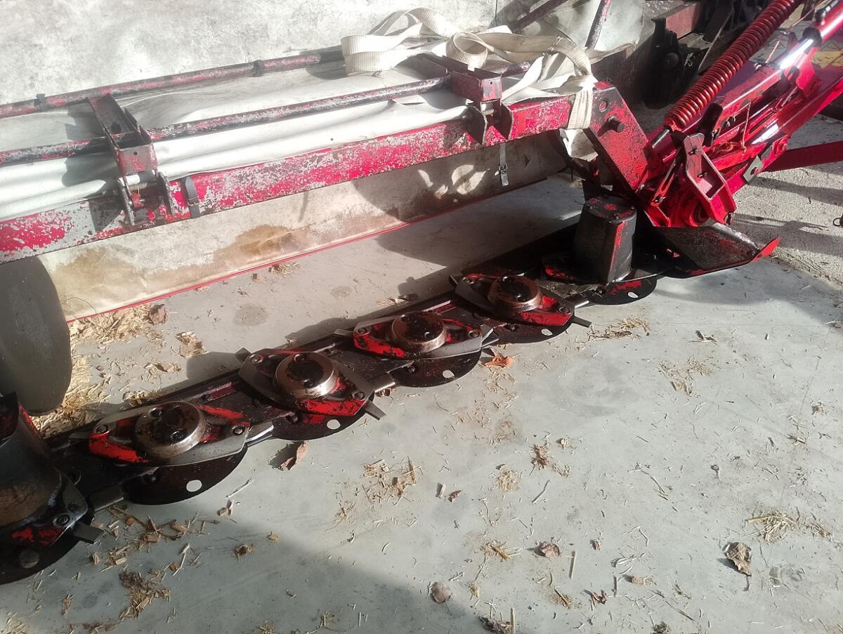 Verkaufe Kuhn GDM 600 2