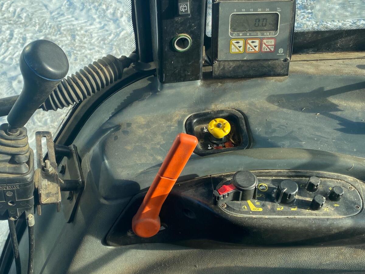 New Holland TL80 Turbo (TL100) 2