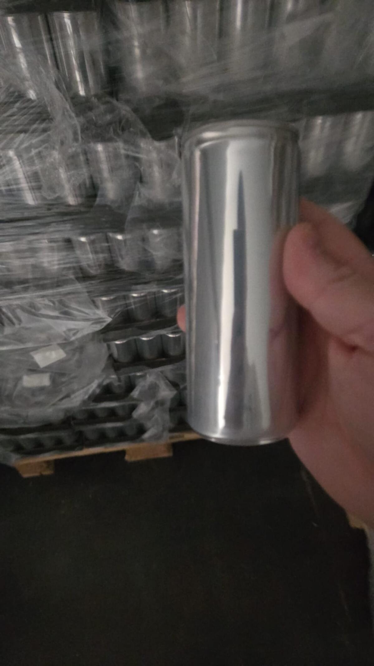 Verschenke 'Hemptons Secret' Erfrischungsgetränk (Paletten) 2