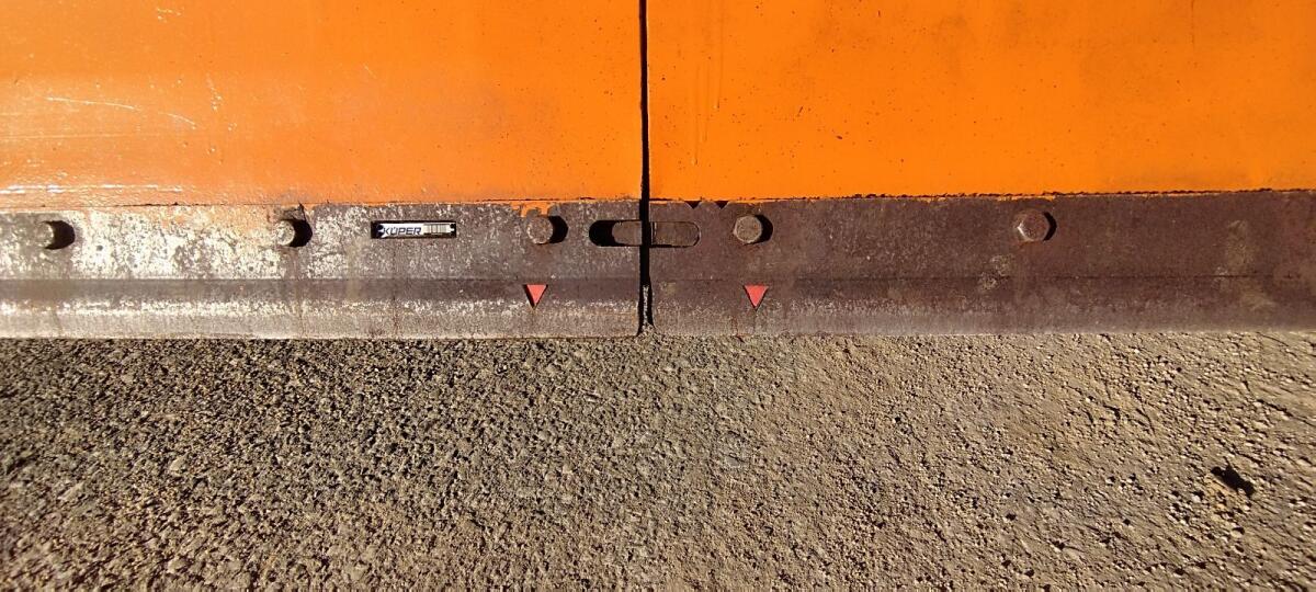 Schneeschild Kahlbacher DS240 2