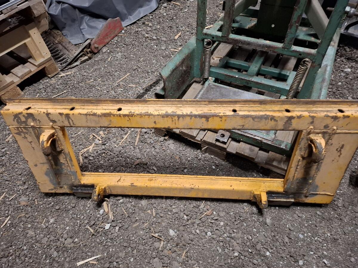 Euroaufnahme, Rahmen, Adapter 1