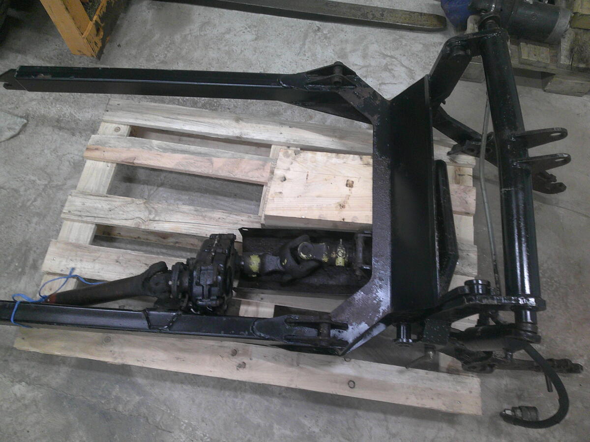 Fronthydraulik mit Zapfwelle für Reform Muli 500 1