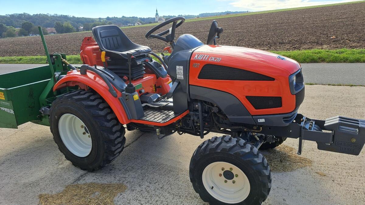 KIOTI CK20 HST Traktor 3