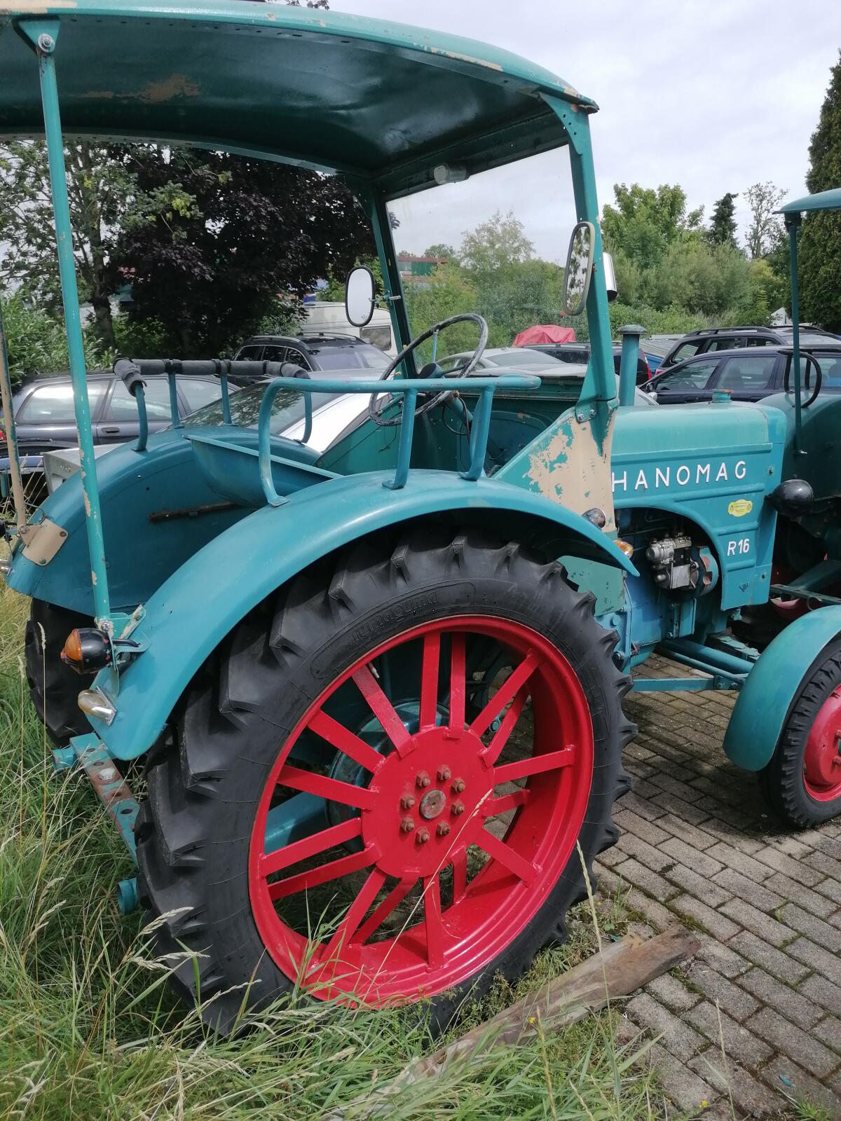 HANOMAG R16 A Bj. 1954 mit Dach & Speichenräder 3