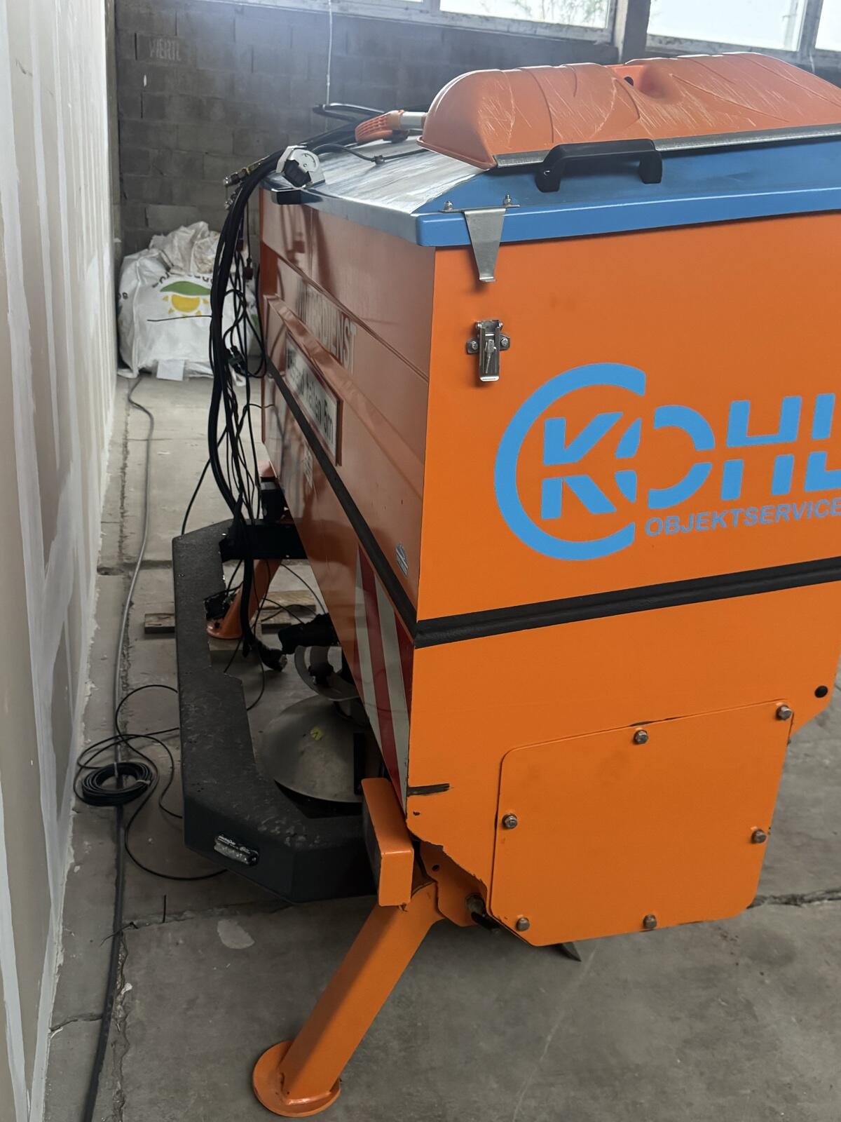 Springer Zweikammernstreuer 3