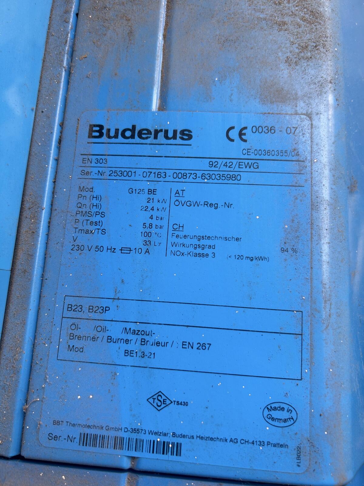 Buderus Ölheizung Logano G 125 3