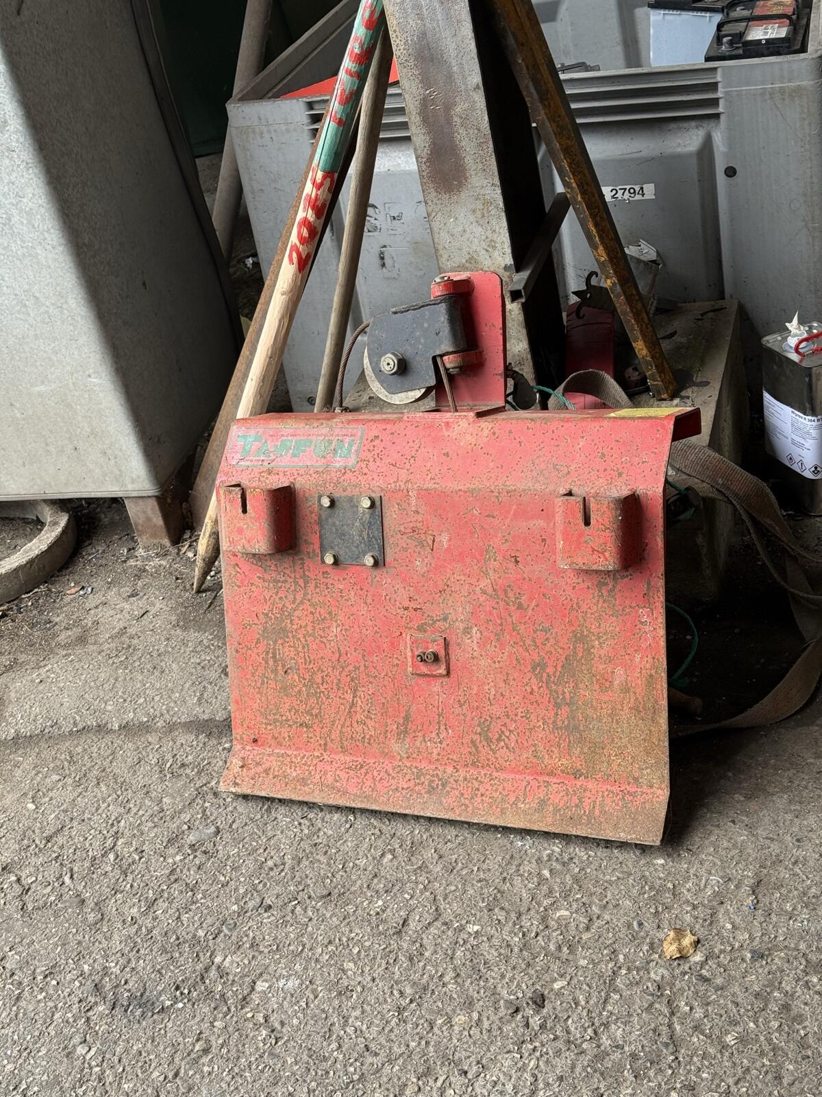 Knickschlepper Tomo Vinkovic TV420 2