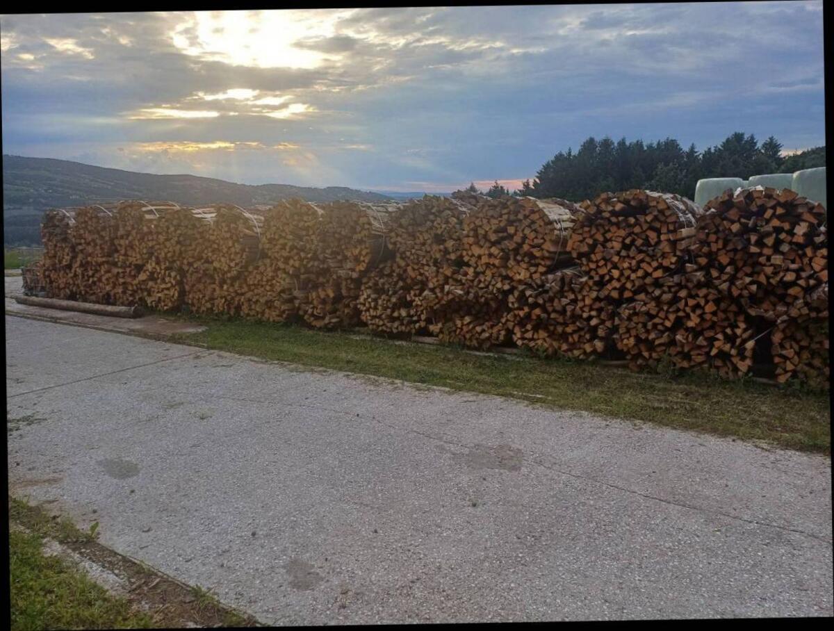 Brennholz zu verkaufen 2