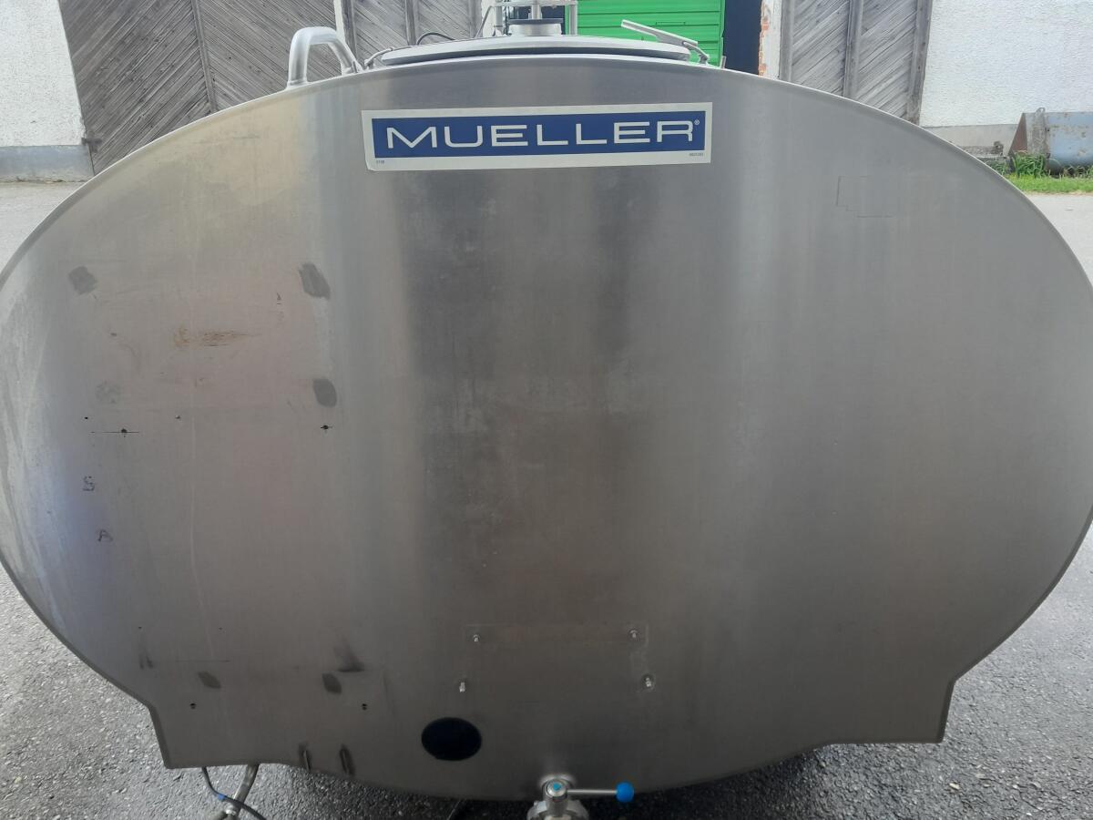 Milchtank Müller O-900 1
