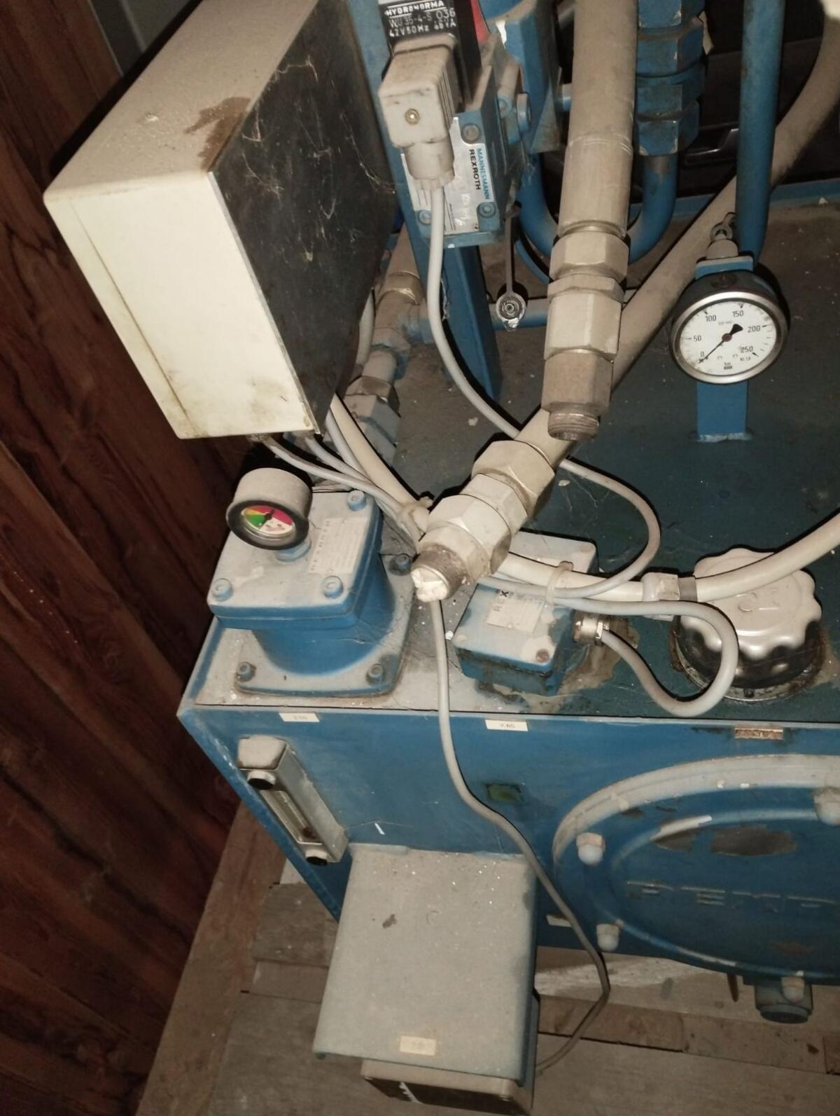 Verkaufe Hydraulik-Aggregat 3