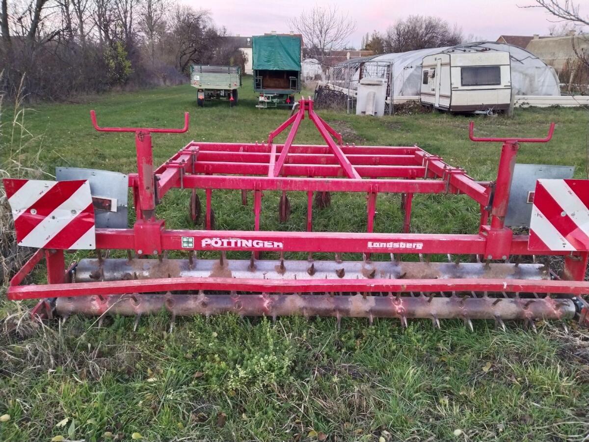 Pöttinger Grubber 3/13 2