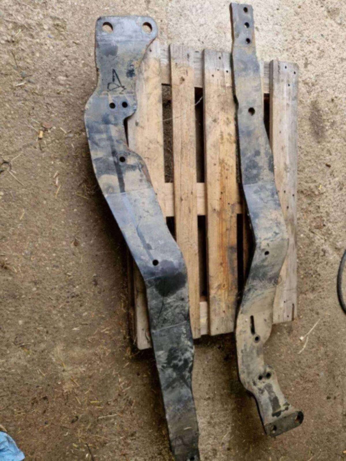 Seitenkonsole für Deutz Fahr Agrotron 620 2