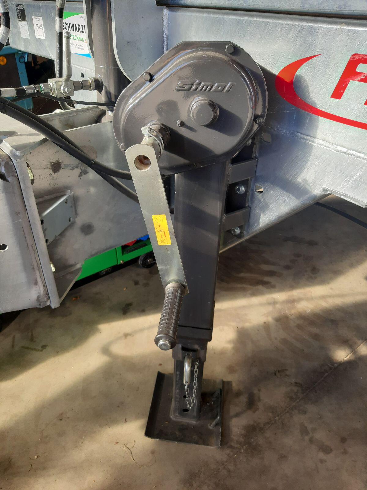 Fliegl Ballenwagen 3