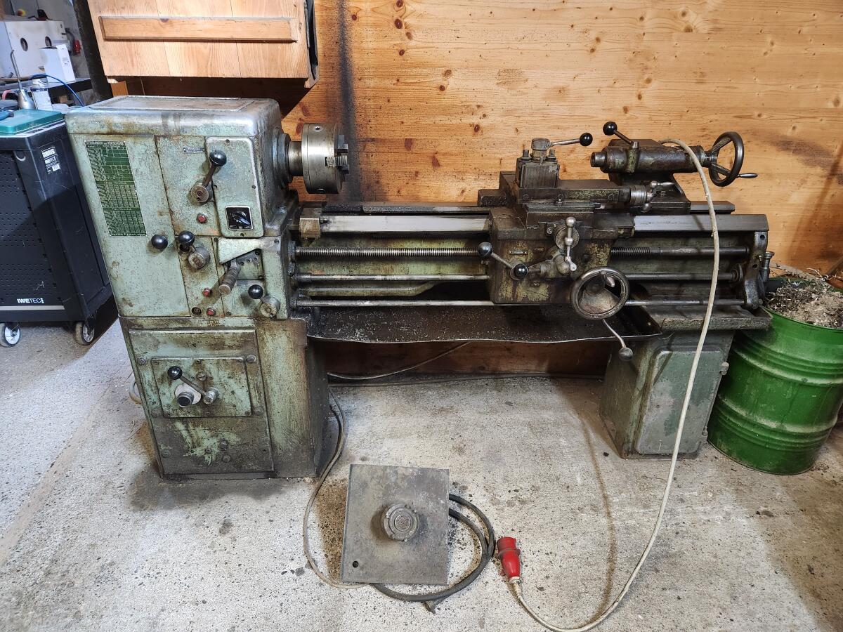 Drehmaschine mit Zubehör 3