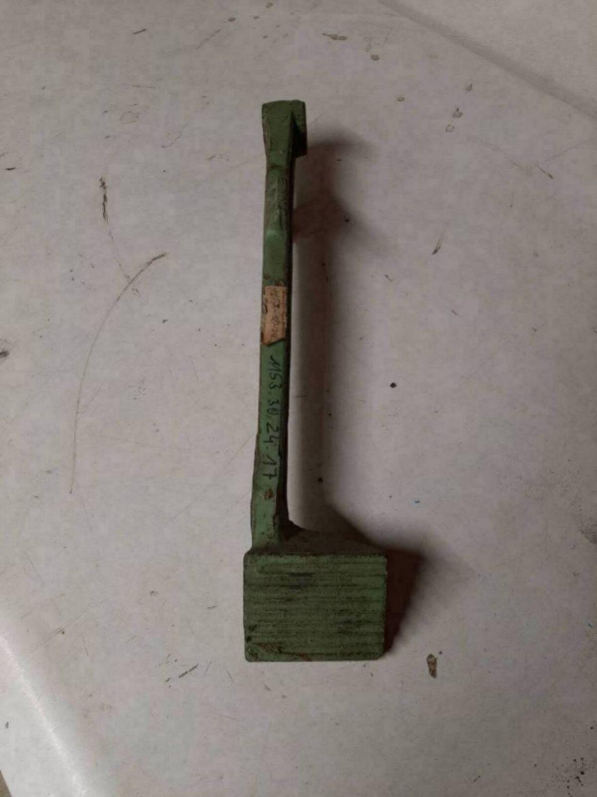 Neues Bremspedal Deutz 18/24 PS 1