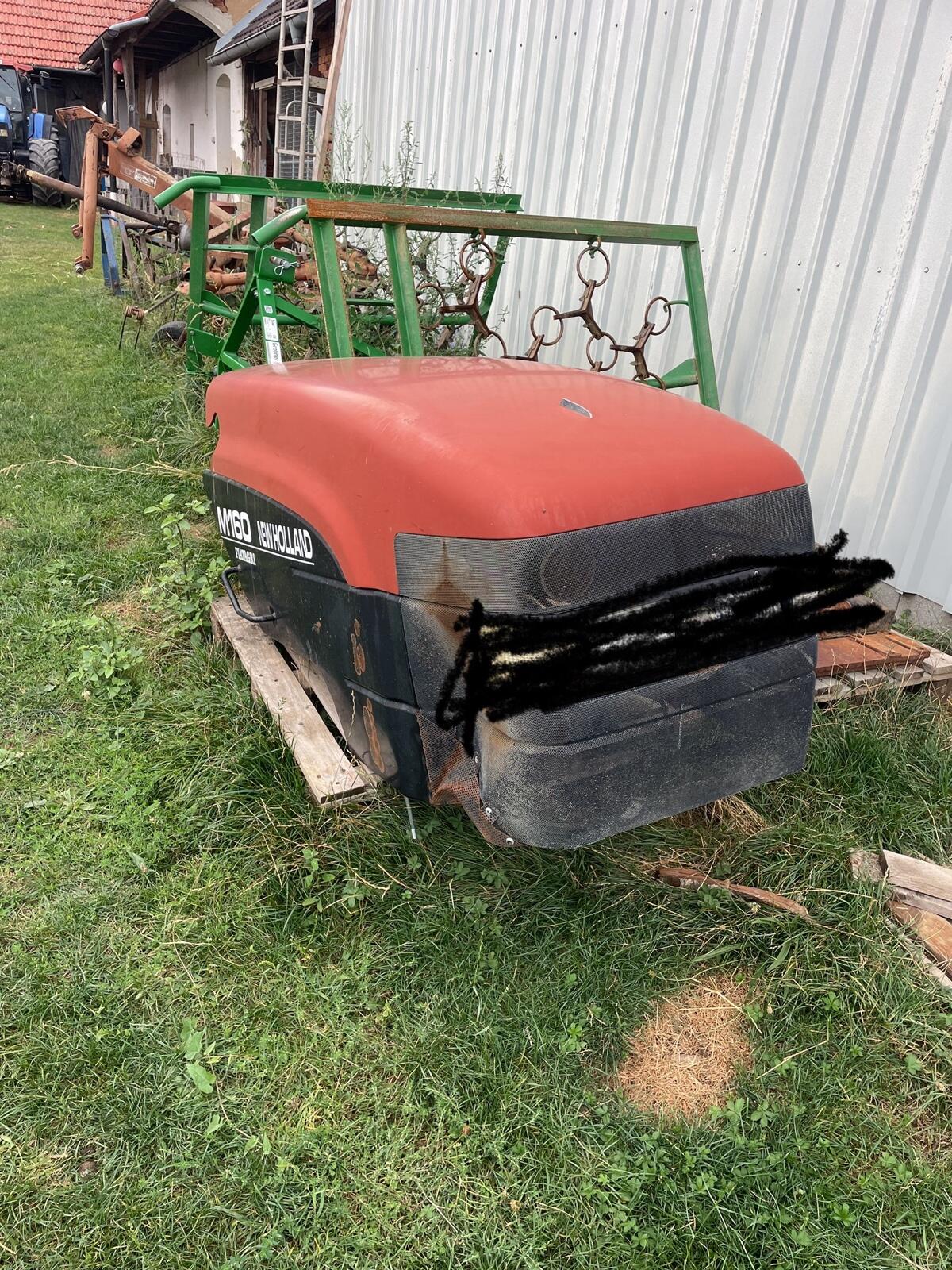 Motorhaube New Holland M160 2