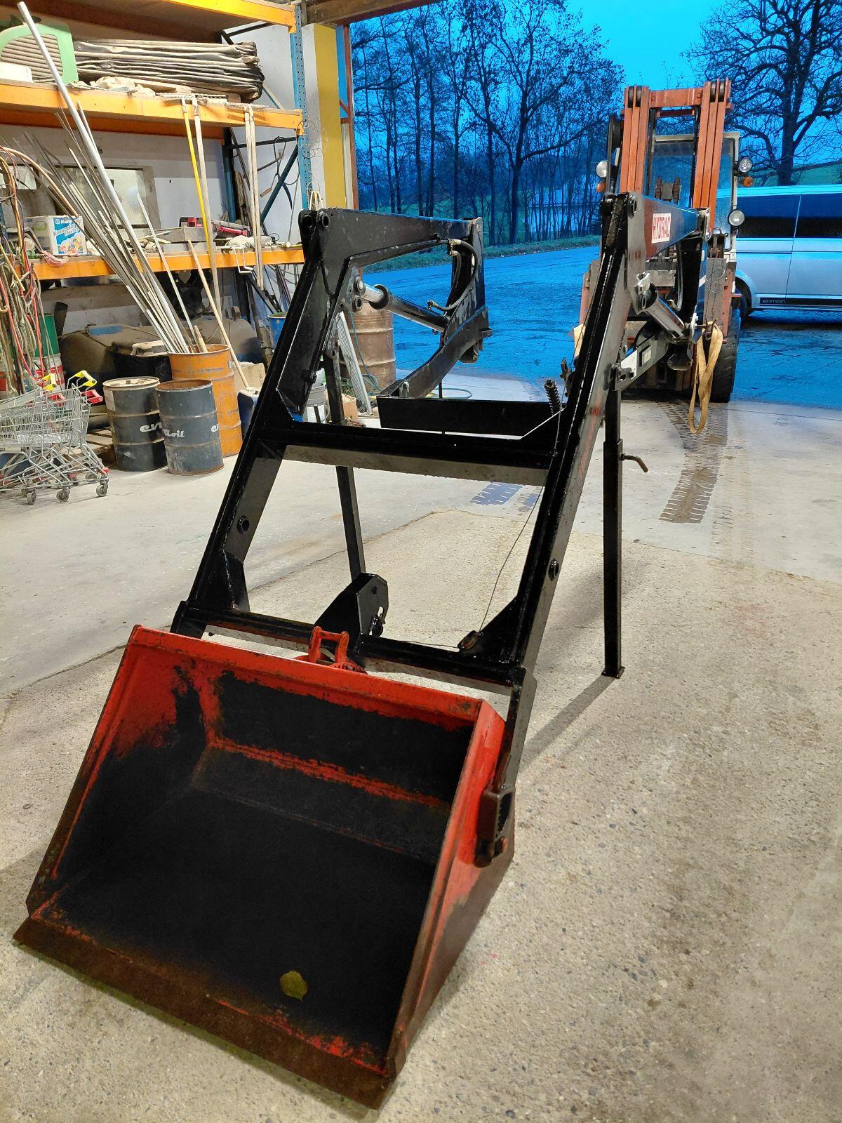 Frontlader mit Konsole für Steyr 8060 2