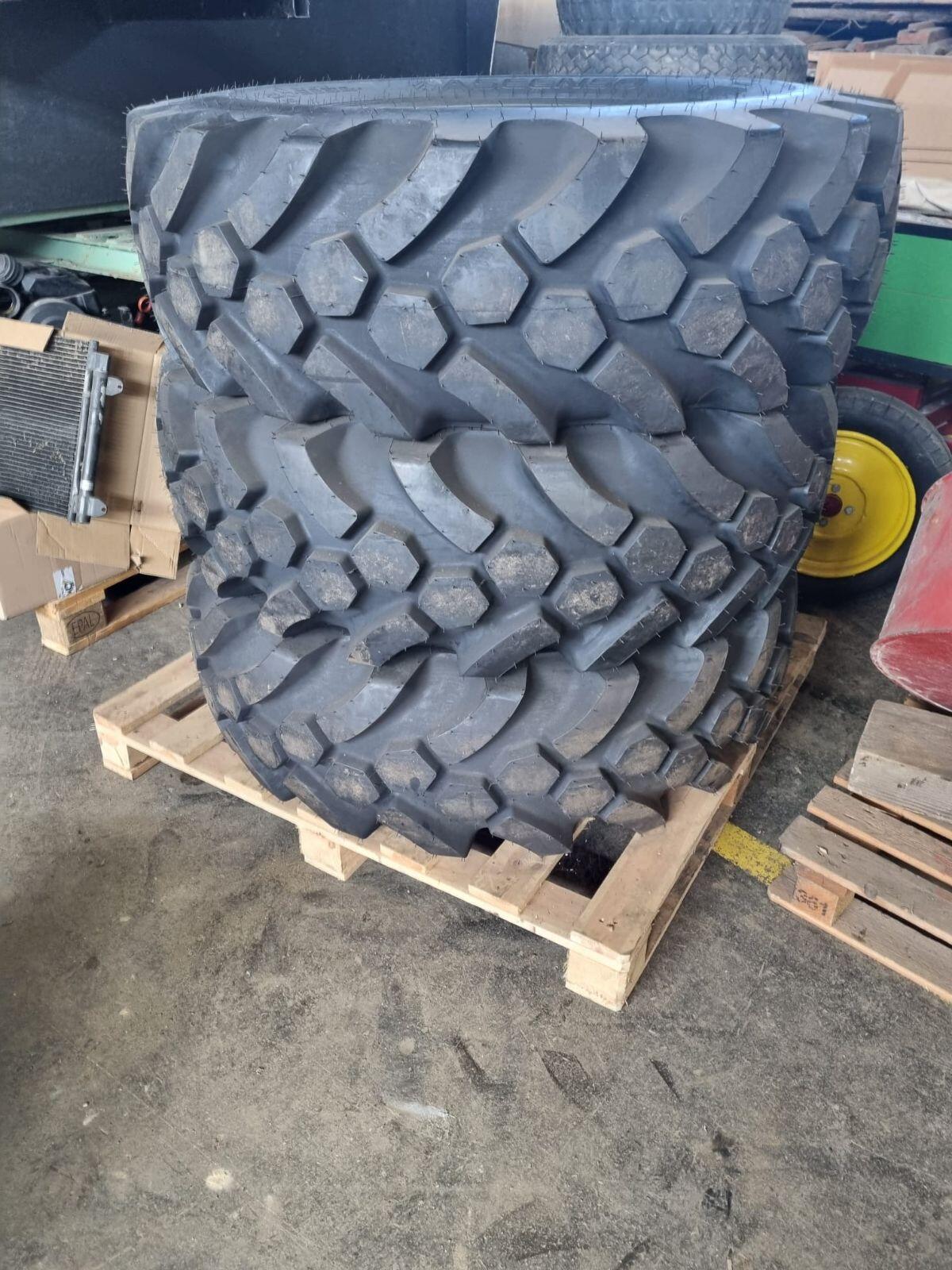 Aktion Neue Traktorreifen 1