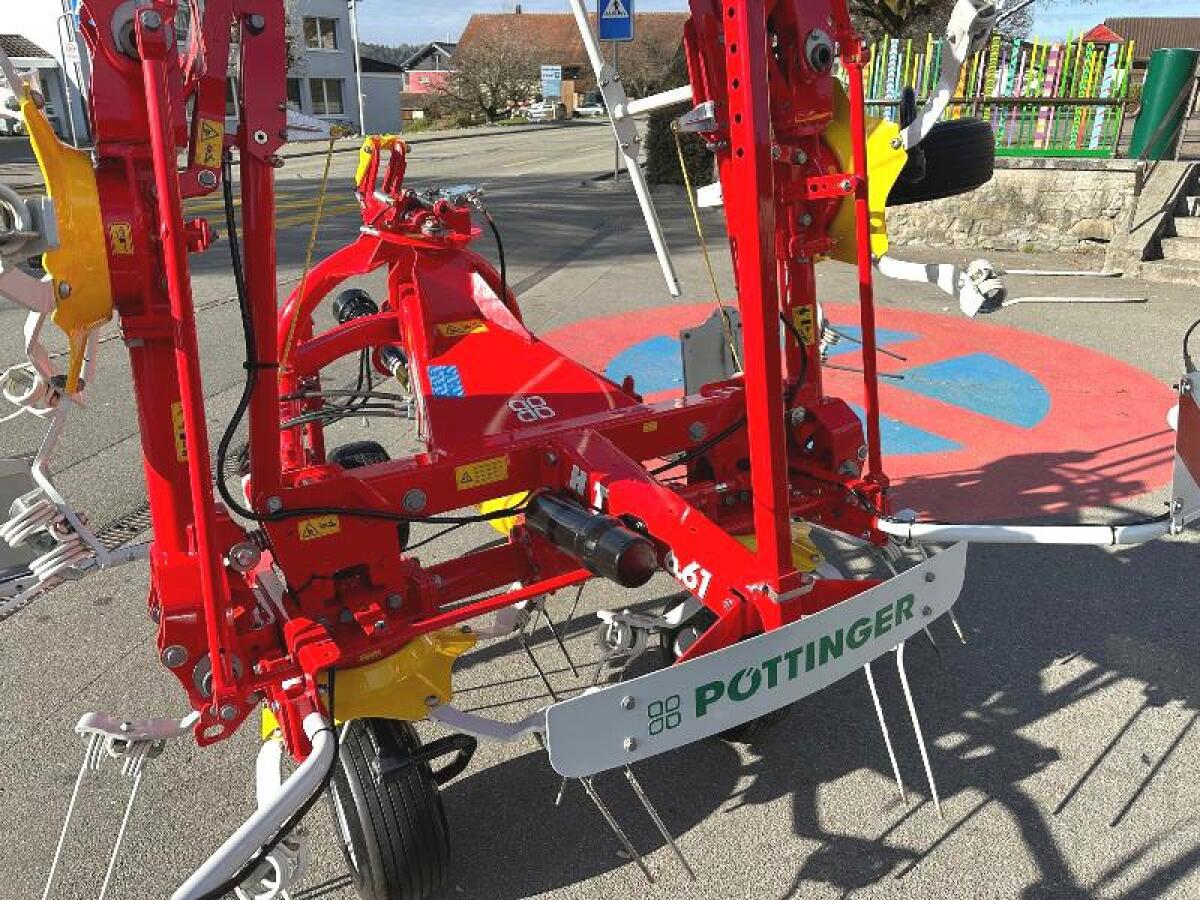 Pöttinger Hit 6.61 Kreiselheuer Wender 2