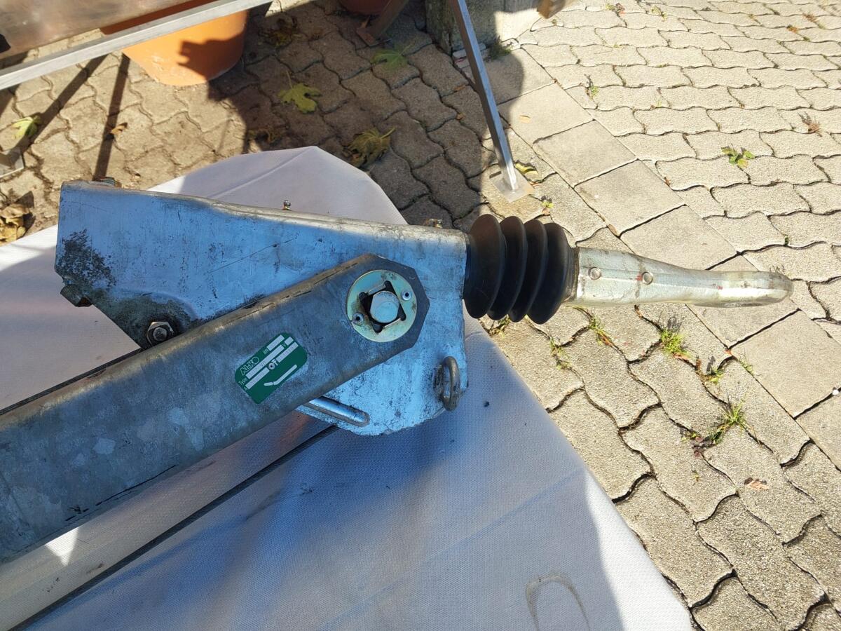 Höhenverstellbare Auflaufeinrichtung AL-KO Type 101VB 3