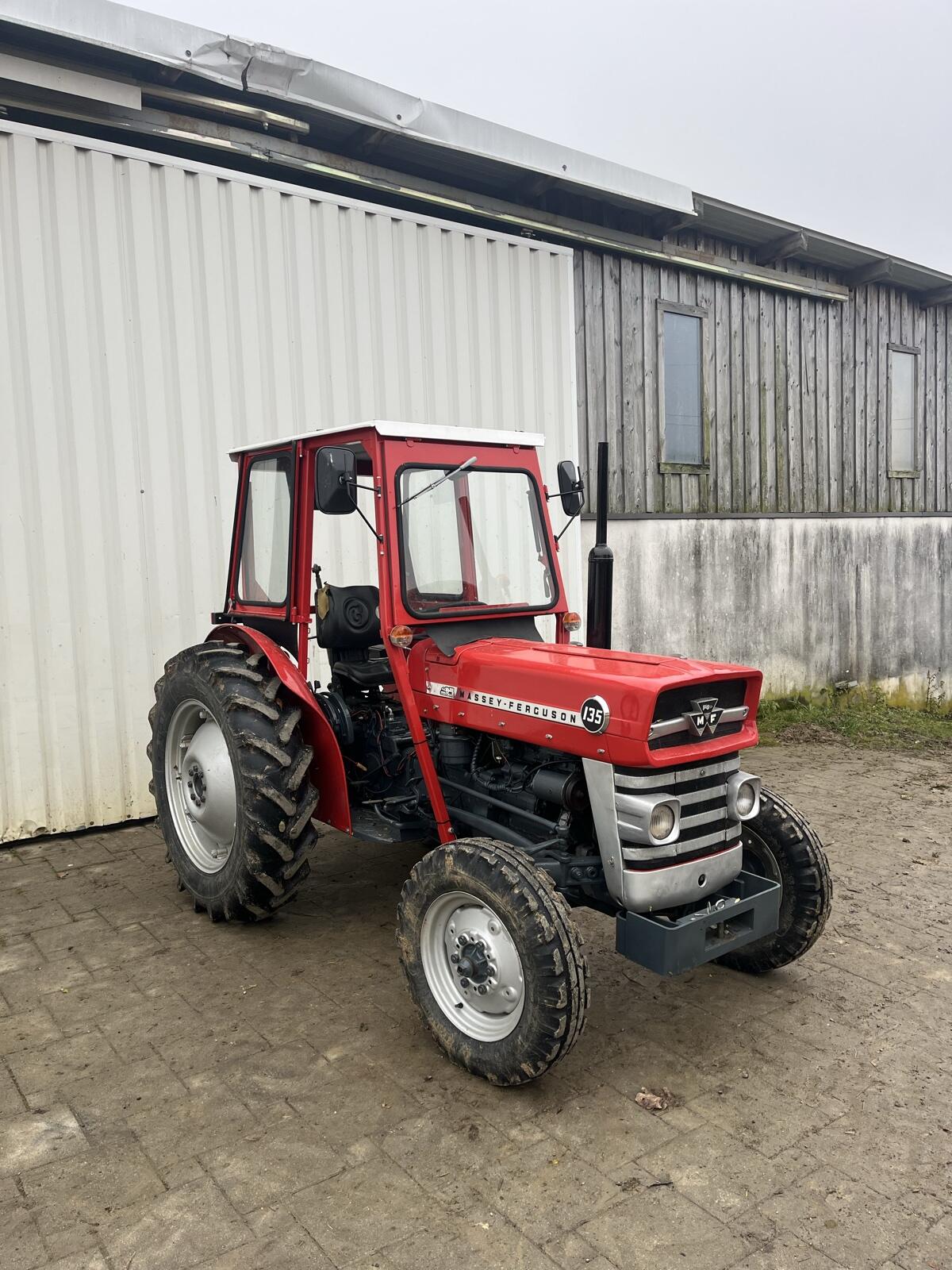 Massey Ferguson 135 1