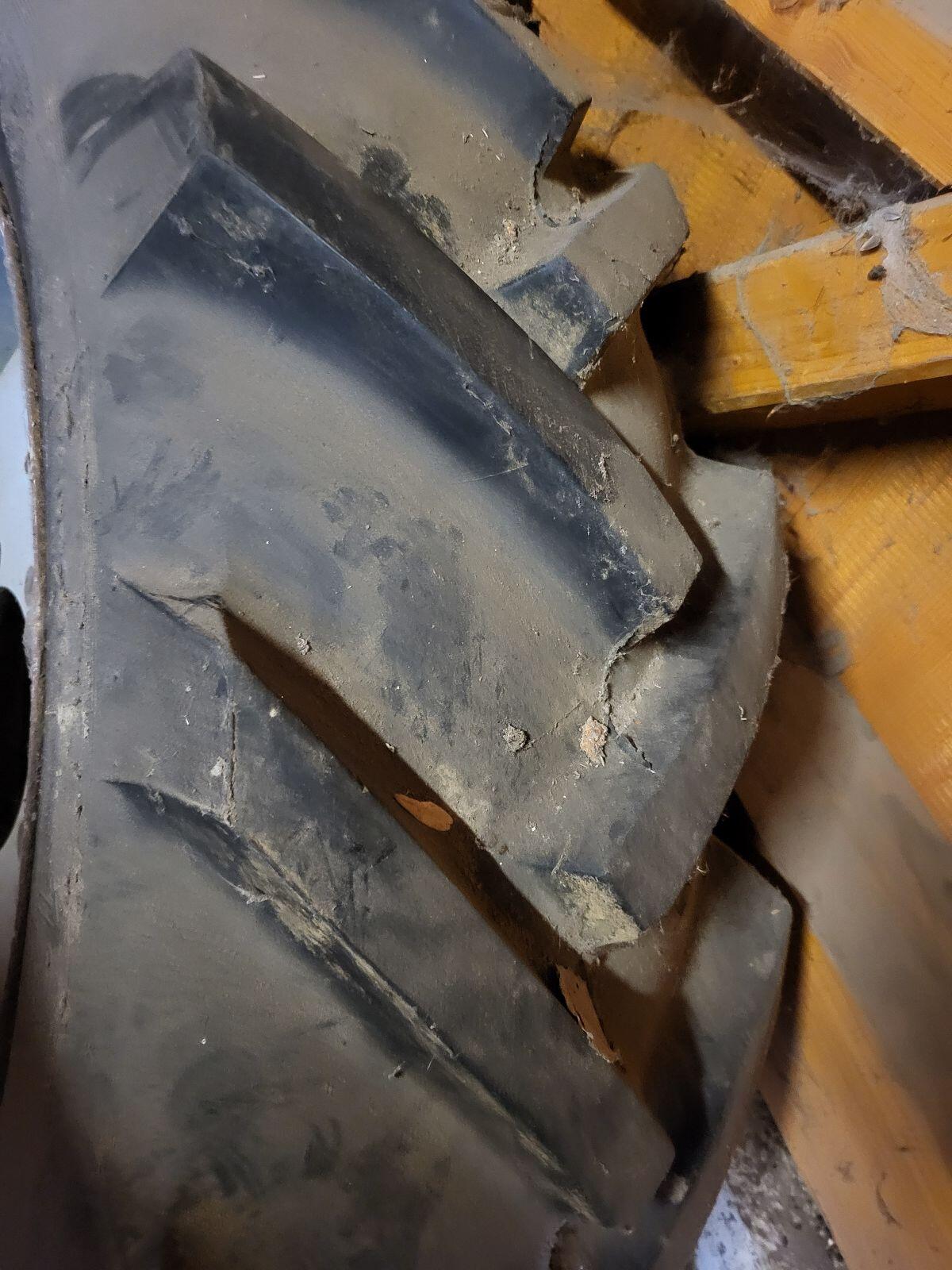 Steyr 288 Reifen und Felgen 2