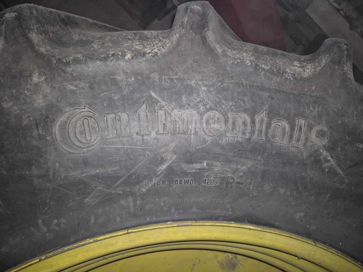 Continental Reifen 420/85R38 inkl. Felge 2