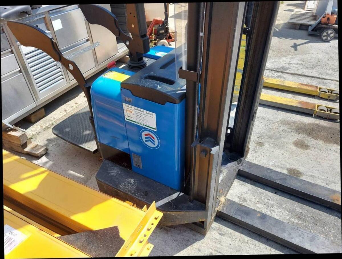 HanseLifter El. Stapler E-15 Gabelstapler 3