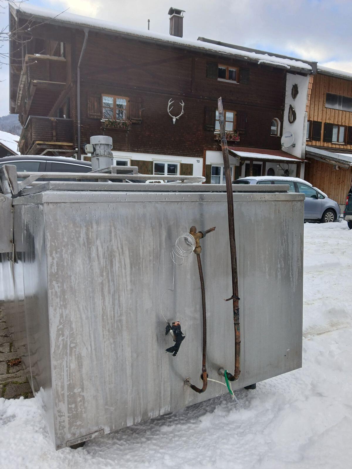 Milchtank/Milchwanne 650 l ohne Kühlung 3