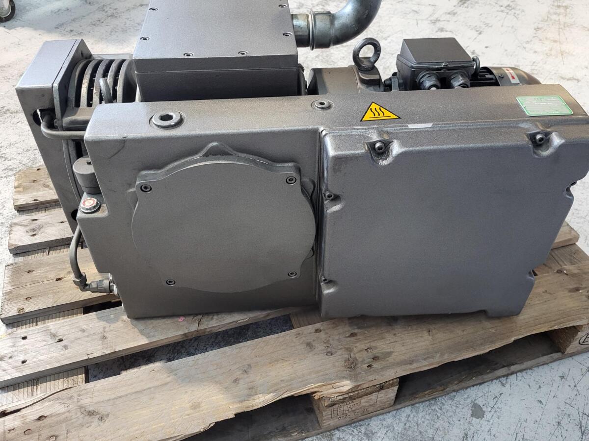 Vakuumpumpe IKS 200 2