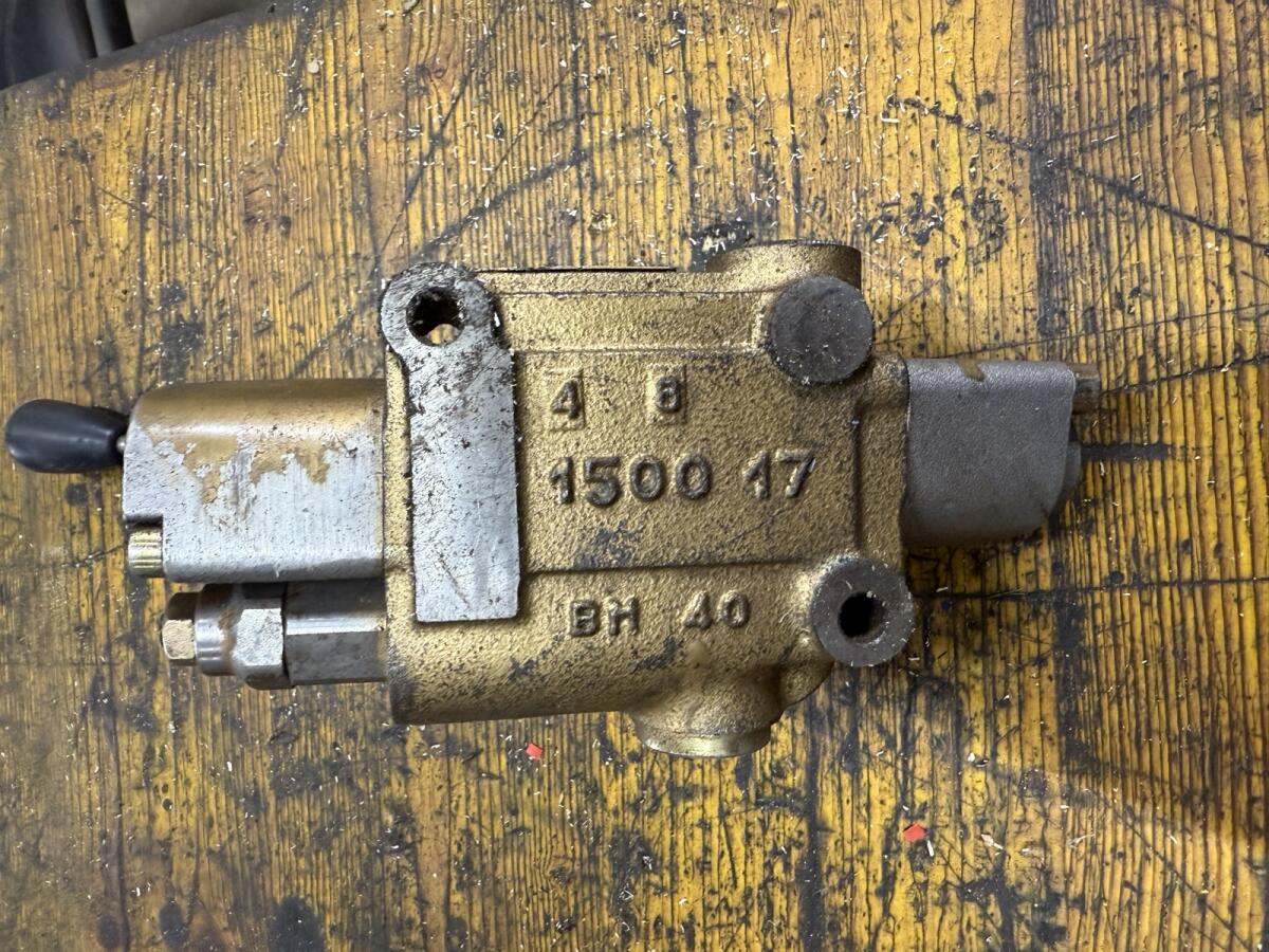 Doppelwirkendes Steuergerät 3