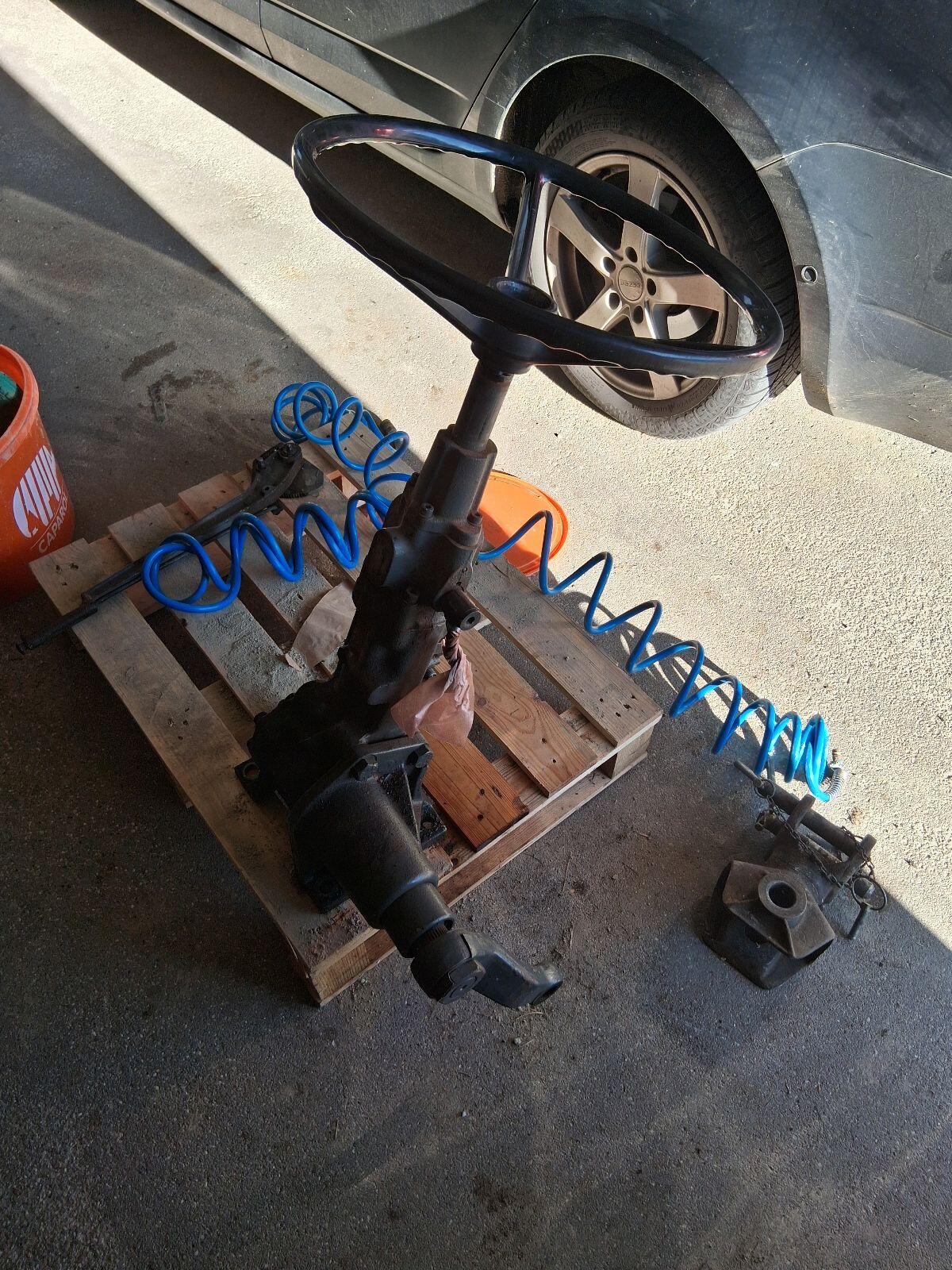 Hydrospindel Lenkung Steyr 1