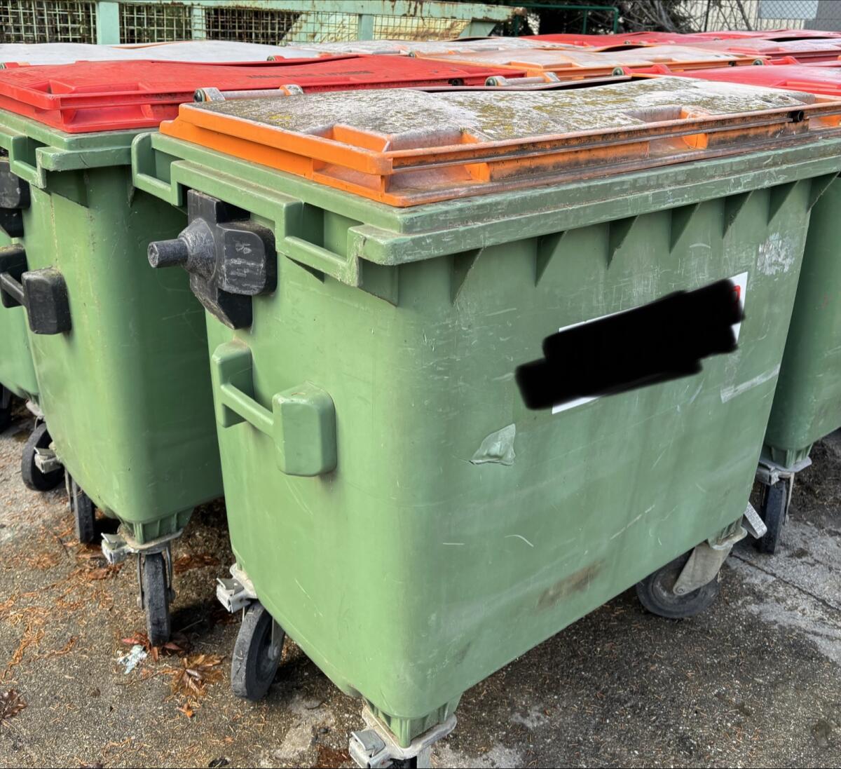 Müllcontainer, Mülltonnen 2