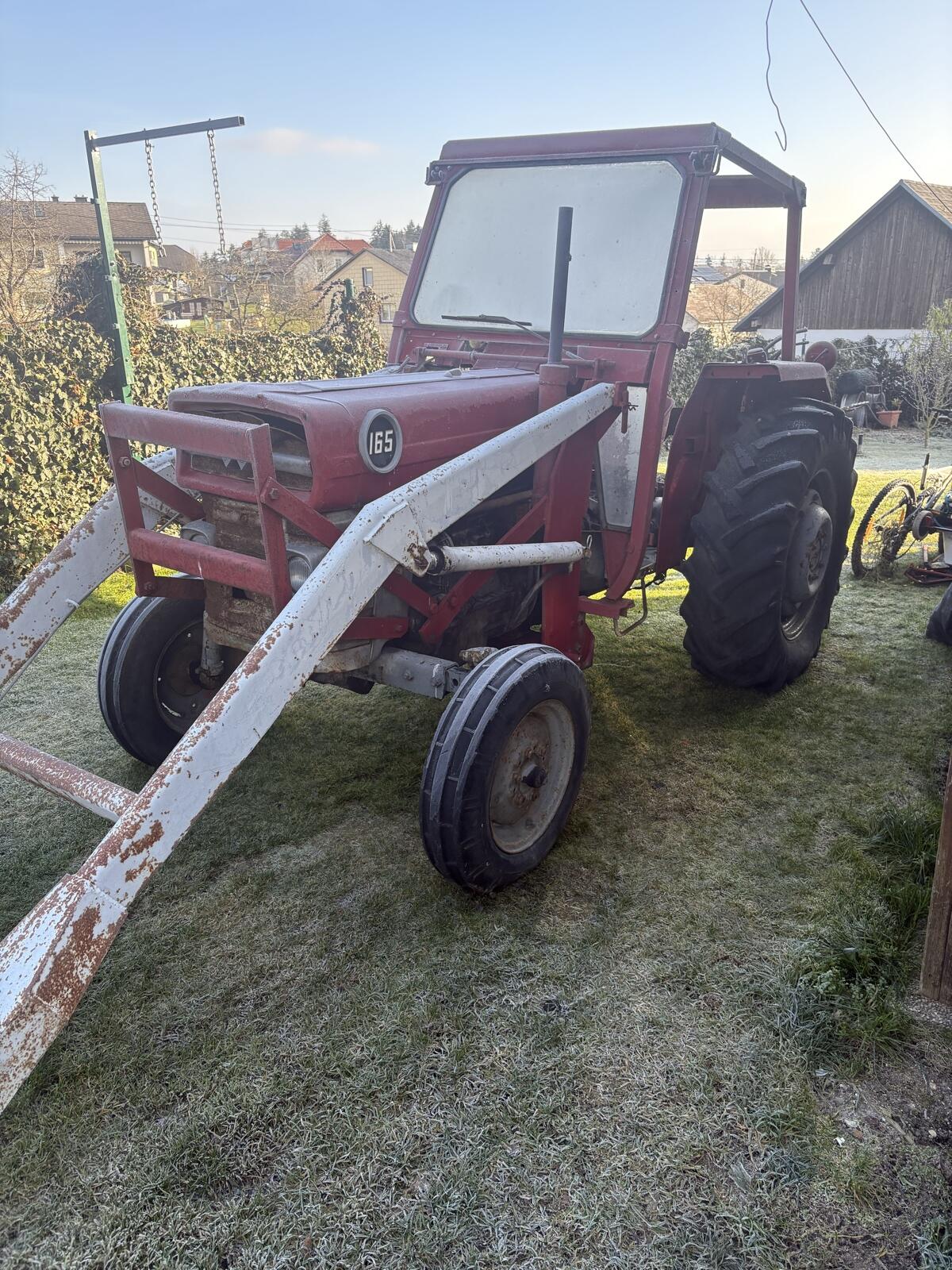 Massey Ferguson 165 mit Frontlader 1