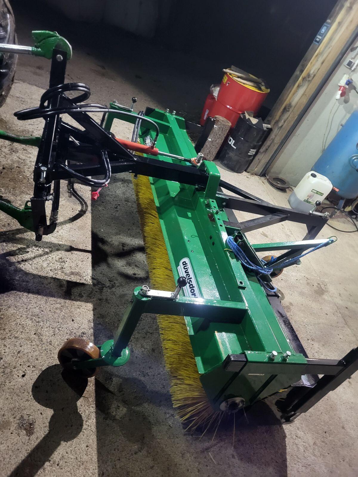 Kehrmaschine 3-Punkt 2,3 m 1