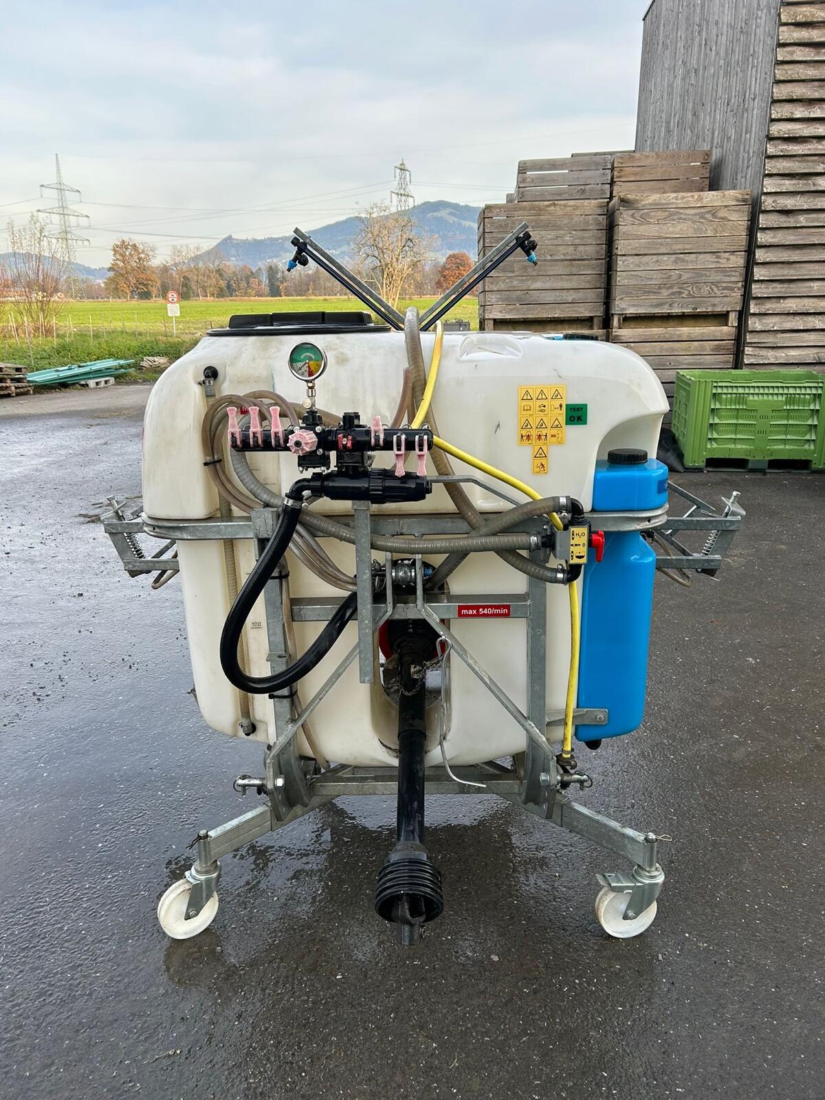 ZUPAN Feldspritze NP 400 EN 3