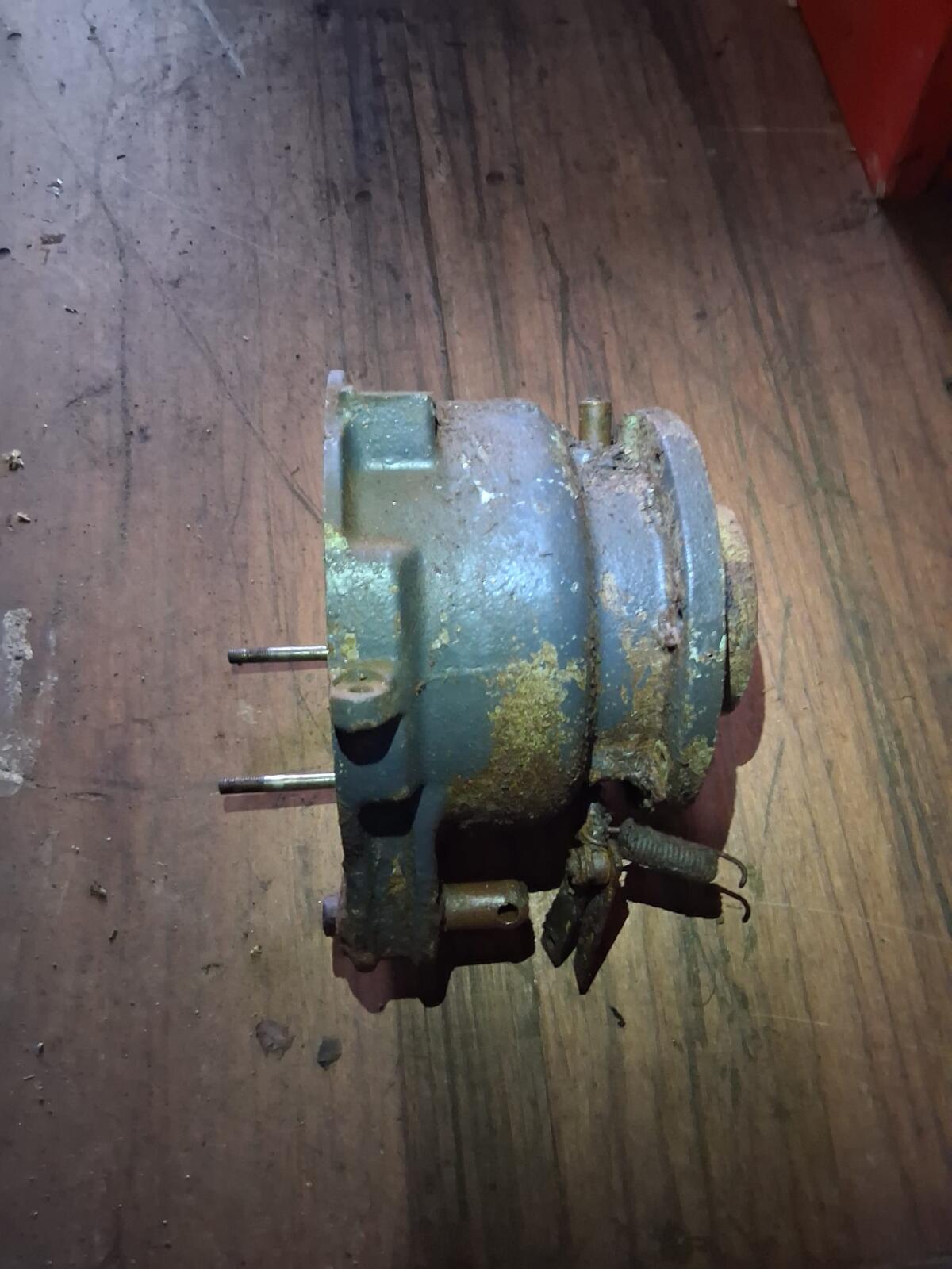 Bremsgehäuse Steyr 1