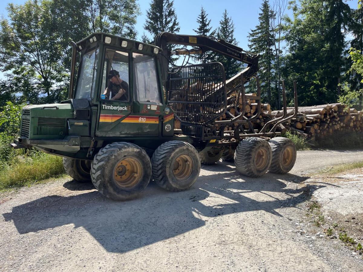 Forwarder Rückezug Timberjack 810 2
