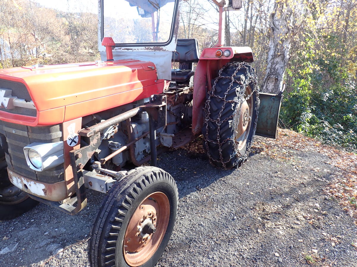 Massey Ferguson 138 1
