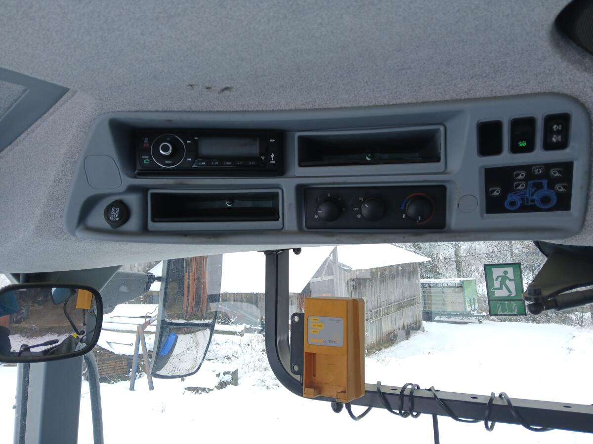 New Holland T6 145 2